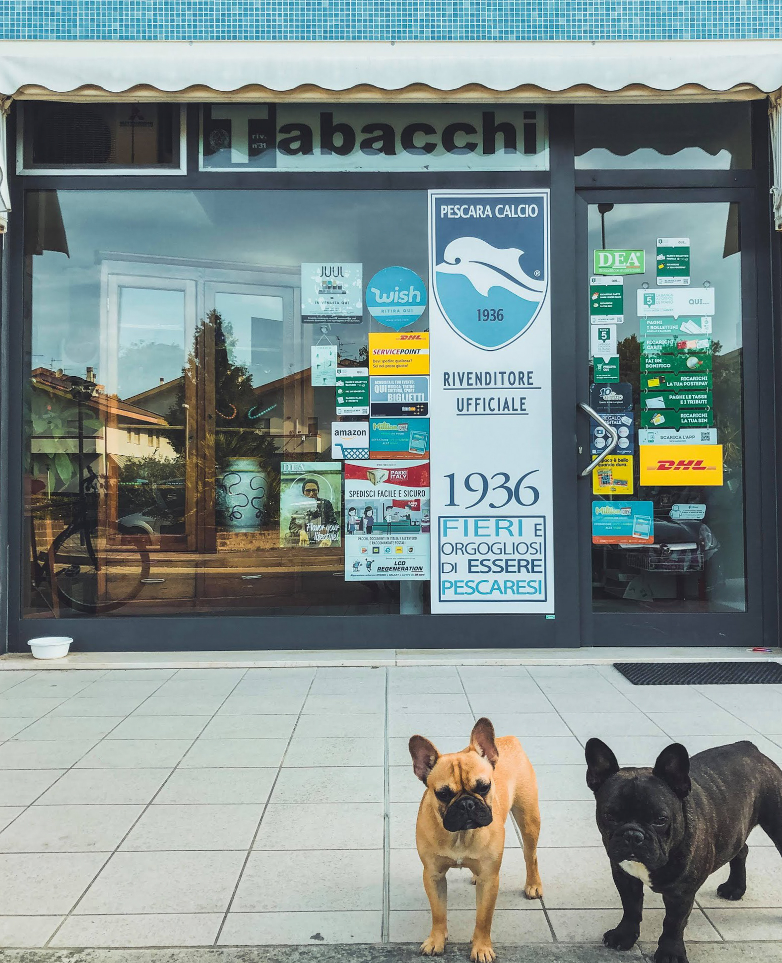 How an Italian Tobacco Shop Owner Connected with His Community